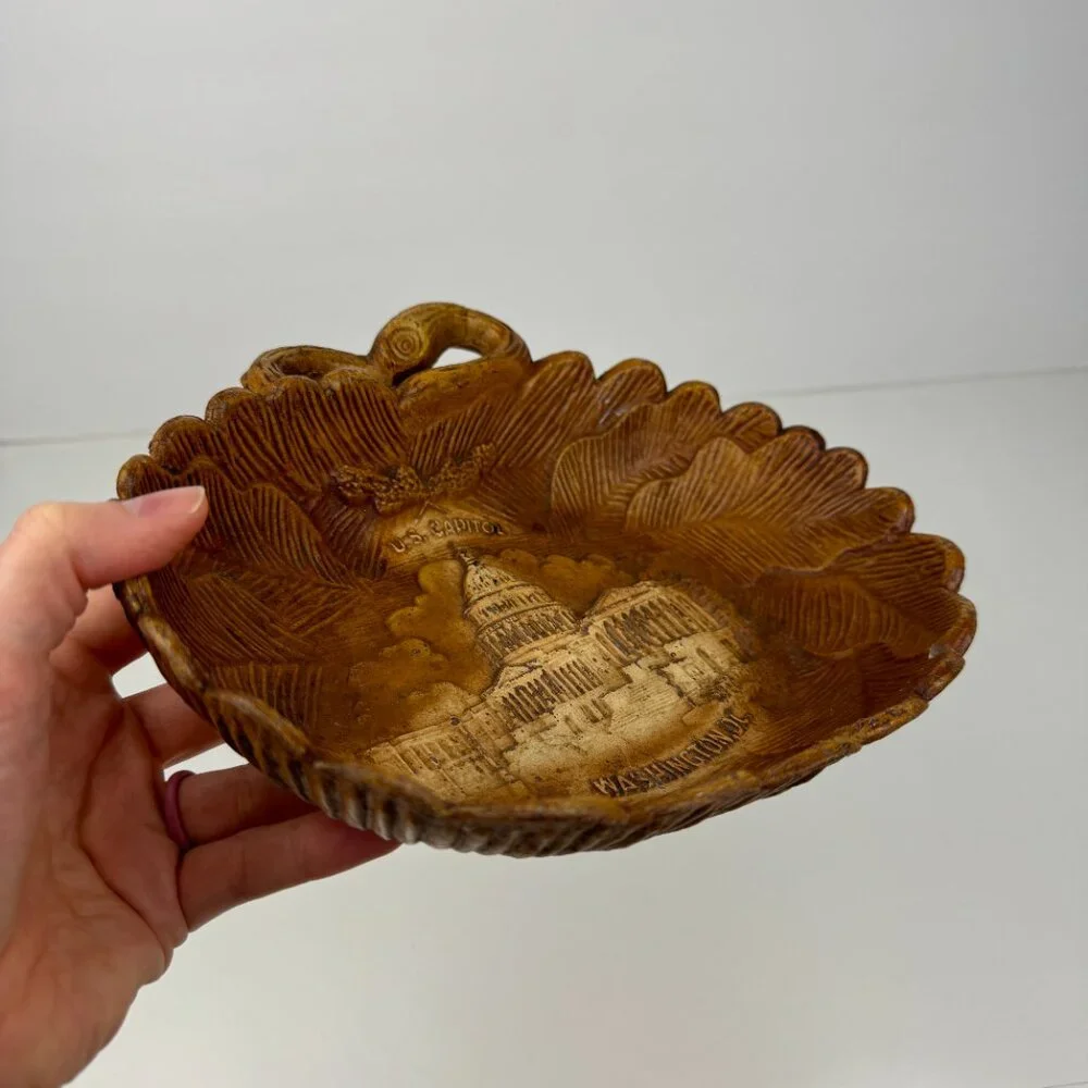 Vtg Silberne Inc Washington DC US Capital Souvenir Plastic Faux Wood Leaves Dish